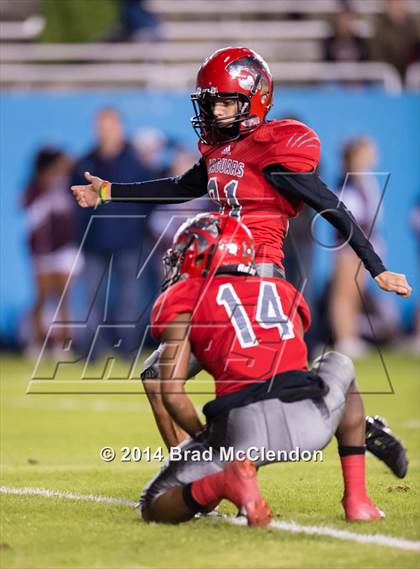 Thumbnail 2 in Rowlett vs Horn (UIL 6A Area Playoff) photogallery.