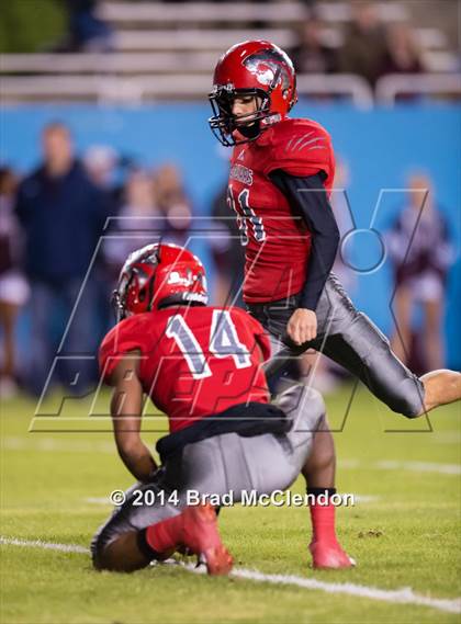 Thumbnail 1 in Rowlett vs Horn (UIL 6A Area Playoff) photogallery.