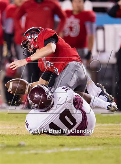 Thumbnail 1 in Rowlett vs Horn (UIL 6A Area Playoff) photogallery.