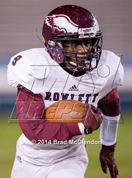 Thumbnail 2 in Rowlett vs Horn (UIL 6A Area Playoff) photogallery.