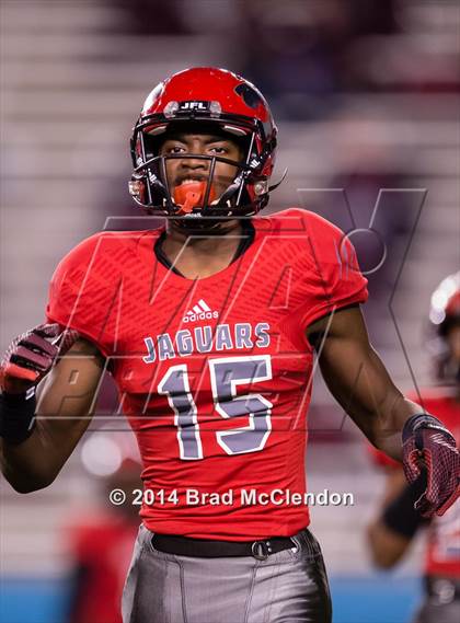 Thumbnail 2 in Rowlett vs Horn (UIL 6A Area Playoff) photogallery.