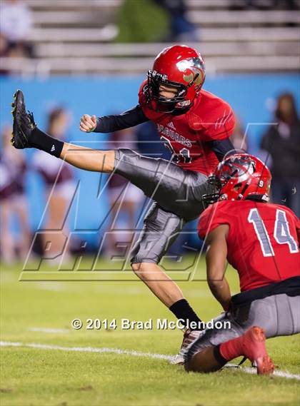 Thumbnail 1 in Rowlett vs Horn (UIL 6A Area Playoff) photogallery.