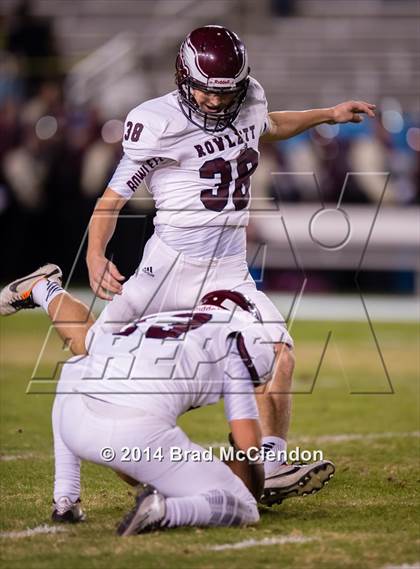 Thumbnail 2 in Rowlett vs Horn (UIL 6A Area Playoff) photogallery.