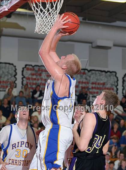 Thumbnail 2 in Bradshaw Christian vs. Ripon Christian (CIF SJS D5 Playoffs) photogallery.