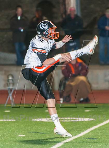 Thumbnail 3 in St. Francis vs. Los Gatos (CIF CCS D2 Final) photogallery.