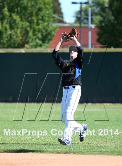 Thumbnail 3 in Pioneer vs. Lincoln (CIF SJS D-3 Final) photogallery.