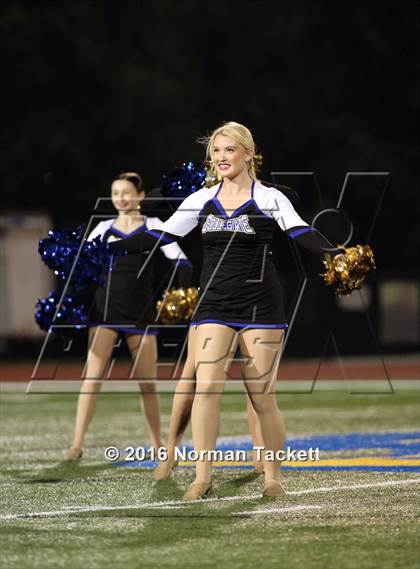 Thumbnail 2 in Mulvane @ Collegiate photogallery.