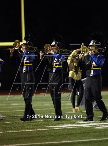 Thumbnail 2 in Mulvane @ Collegiate photogallery.