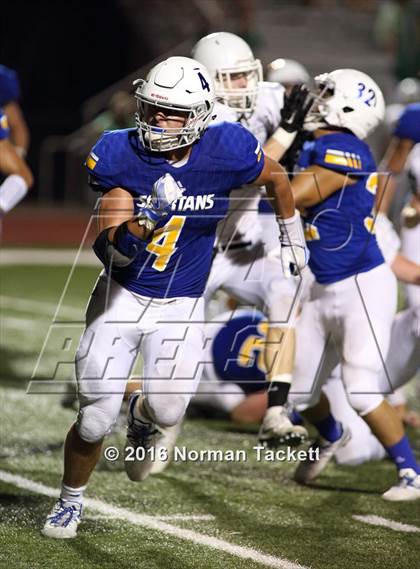 Thumbnail 2 in Mulvane @ Collegiate photogallery.