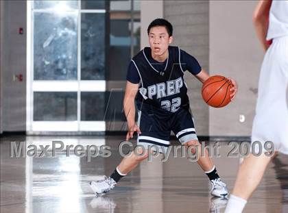 Thumbnail 3 in Flintridge Prep vs La Jolla (MaxPreps Holiday Classic) photogallery.