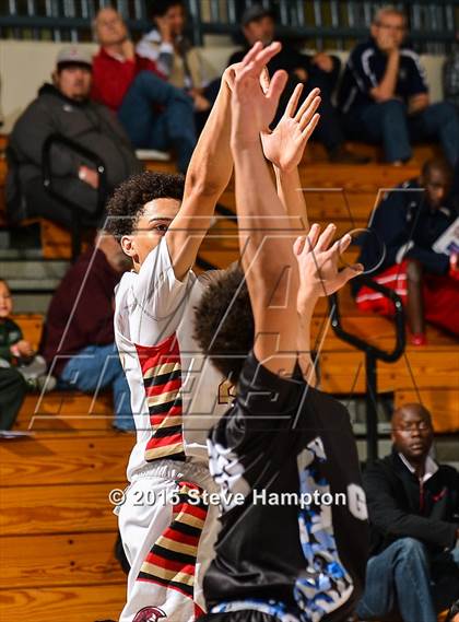 Thumbnail 3 in Greater Atlanta Christian vs. Lee (Hilton Invitational) photogallery.