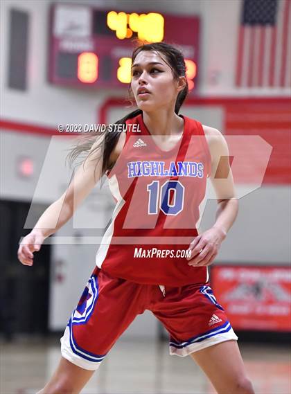 Thumbnail 2 in Highlands vs. Sacramento Adventist (Sac Adventist Holiday Invitational) photogallery.
