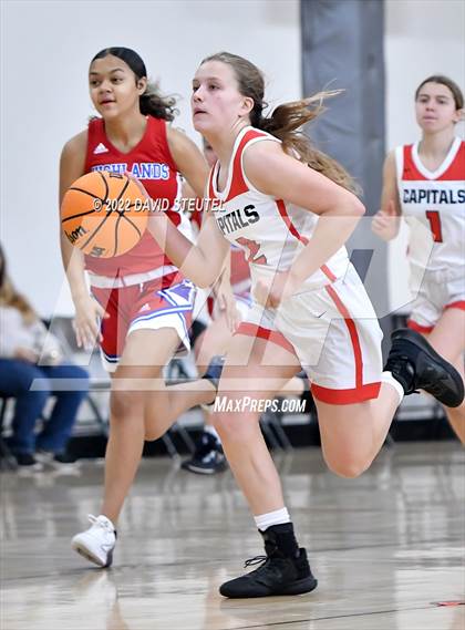 Thumbnail 3 in Highlands vs. Sacramento Adventist (Sac Adventist Holiday Invitational) photogallery.