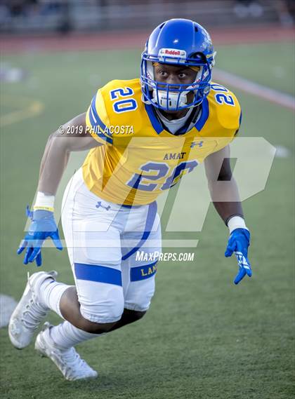 Thumbnail 2 in Bishop Amat vs Cathedral photogallery.