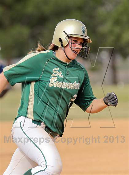 Thumbnail 3 in Chatsworth vs. St. Bonaventure (Hart Tourney) photogallery.