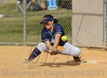 Thumbnail 3 in Chatsworth vs. St. Bonaventure (Hart Tourney) photogallery.