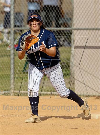 Thumbnail 3 in Chatsworth vs. St. Bonaventure (Hart Tourney) photogallery.