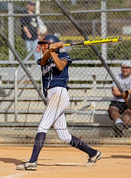 Thumbnail 2 in Chatsworth vs. St. Bonaventure (Hart Tourney) photogallery.