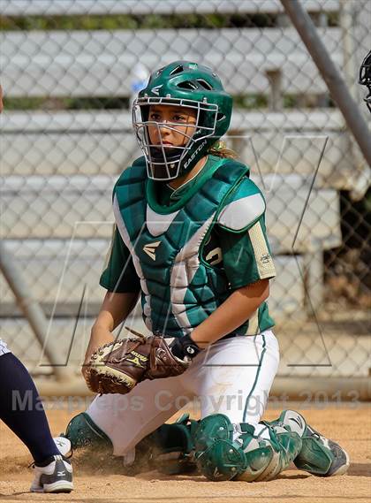 Thumbnail 3 in Chatsworth vs. St. Bonaventure (Hart Tourney) photogallery.