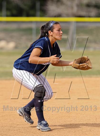 Thumbnail 3 in Chatsworth vs. St. Bonaventure (Hart Tourney) photogallery.
