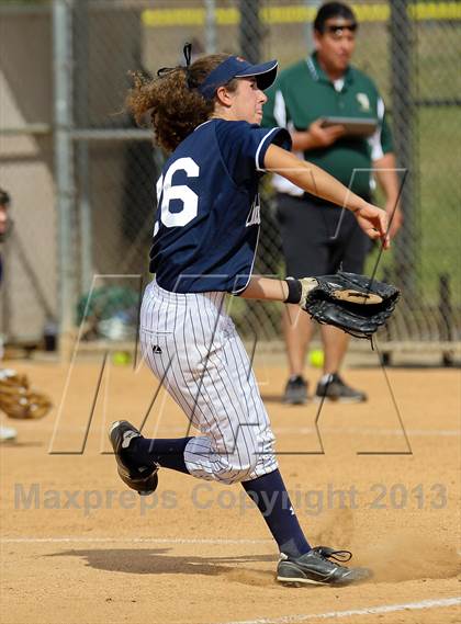 Thumbnail 2 in Chatsworth vs. St. Bonaventure (Hart Tourney) photogallery.