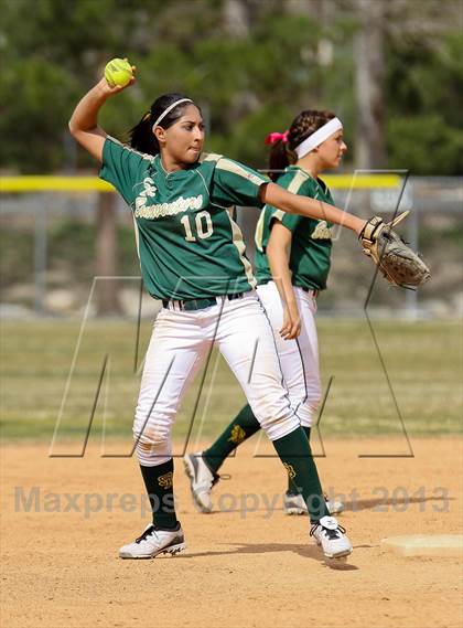 Thumbnail 3 in Chatsworth vs. St. Bonaventure (Hart Tourney) photogallery.