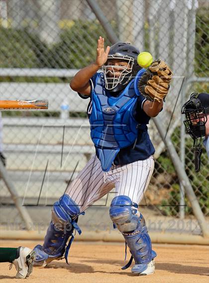 Thumbnail 1 in Chatsworth vs. St. Bonaventure (Hart Tourney) photogallery.