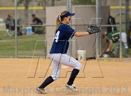 Thumbnail 3 in Chatsworth vs. St. Bonaventure (Hart Tourney) photogallery.
