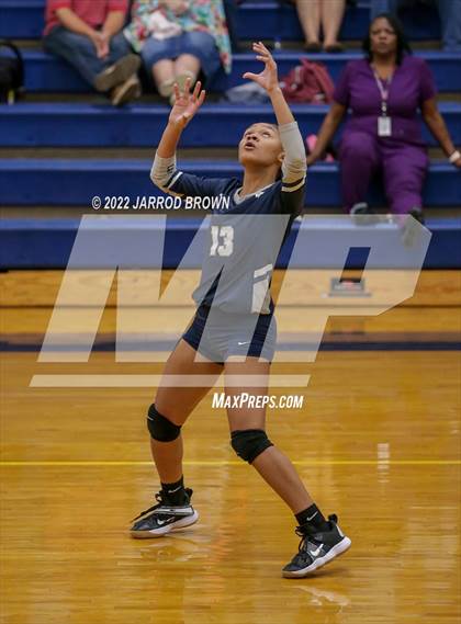 Thumbnail 3 in West Orange-Stark @ West Hardin photogallery.
