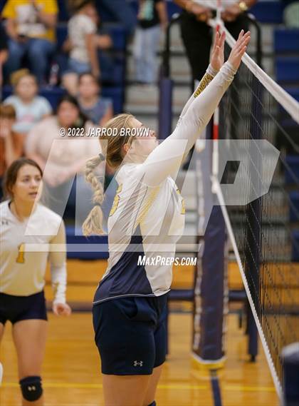 Thumbnail 2 in West Orange-Stark @ West Hardin photogallery.