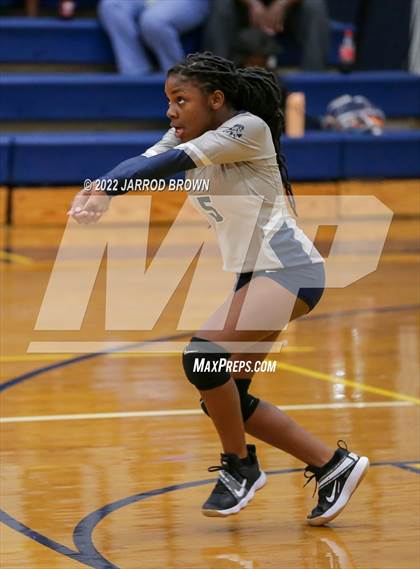 Thumbnail 2 in West Orange-Stark @ West Hardin photogallery.