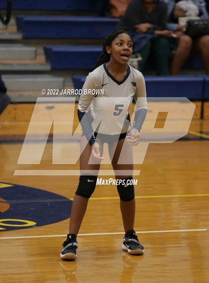 Thumbnail 2 in West Orange-Stark @ West Hardin photogallery.