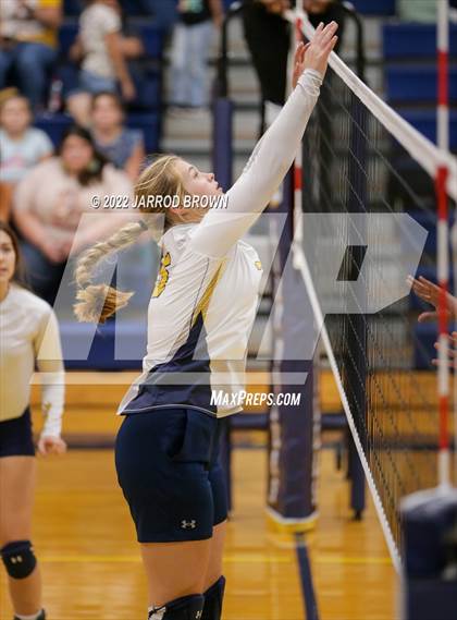 Thumbnail 3 in West Orange-Stark @ West Hardin photogallery.