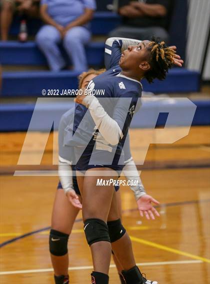Thumbnail 1 in West Orange-Stark @ West Hardin photogallery.