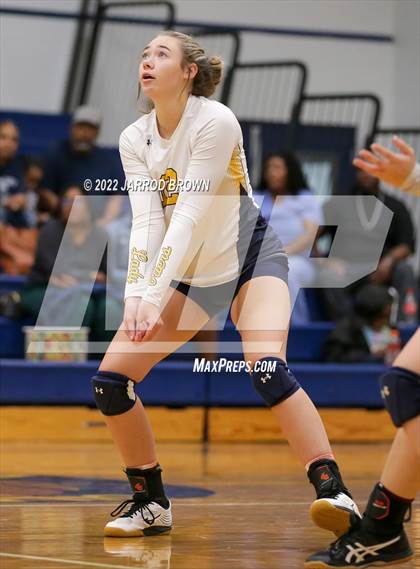 Thumbnail 3 in West Orange-Stark @ West Hardin photogallery.