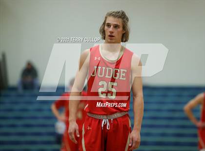 Thumbnail 1 in Judge Memorial vs. Mountain View (Eagle Holiday Shootout) photogallery.