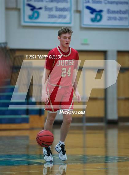 Thumbnail 1 in Judge Memorial vs. Mountain View (Eagle Holiday Shootout) photogallery.