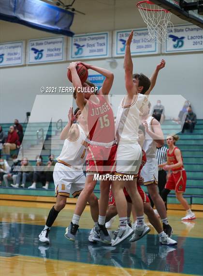Thumbnail 3 in Judge Memorial vs. Mountain View (Eagle Holiday Shootout) photogallery.