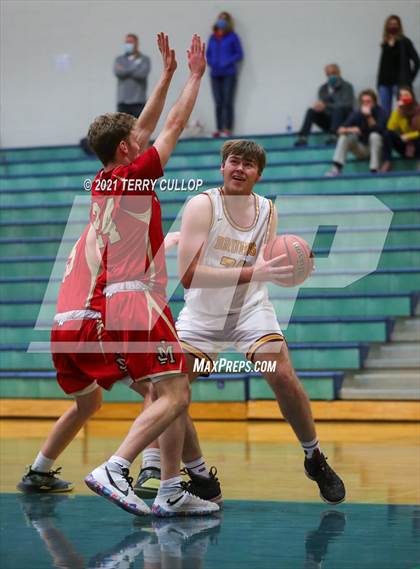 Thumbnail 3 in Judge Memorial vs. Mountain View (Eagle Holiday Shootout) photogallery.