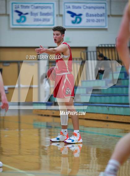 Thumbnail 2 in Judge Memorial vs. Mountain View (Eagle Holiday Shootout) photogallery.