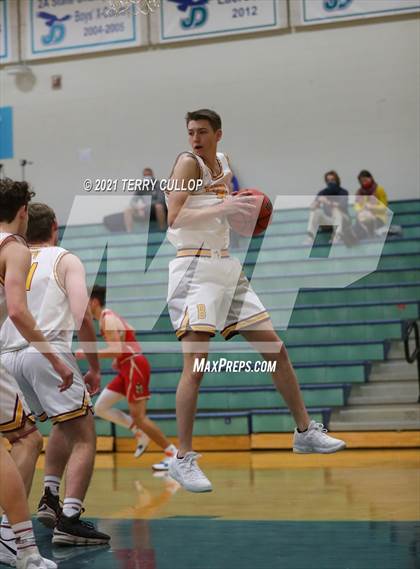 Thumbnail 3 in Judge Memorial vs. Mountain View (Eagle Holiday Shootout) photogallery.