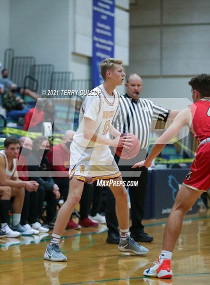 Thumbnail 1 in Judge Memorial vs. Mountain View (Eagle Holiday Shootout) photogallery.