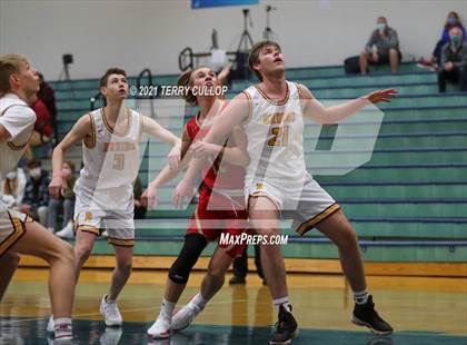Thumbnail 3 in Judge Memorial vs. Mountain View (Eagle Holiday Shootout) photogallery.