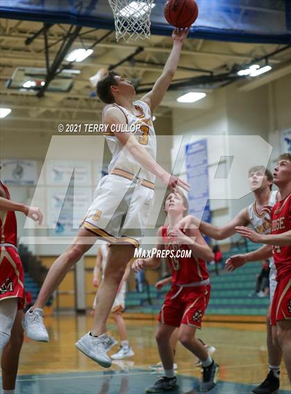 Thumbnail 2 in Judge Memorial vs. Mountain View (Eagle Holiday Shootout) photogallery.