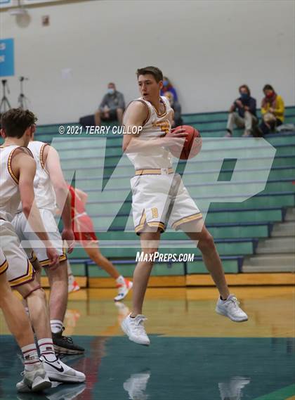 Thumbnail 1 in Judge Memorial vs. Mountain View (Eagle Holiday Shootout) photogallery.