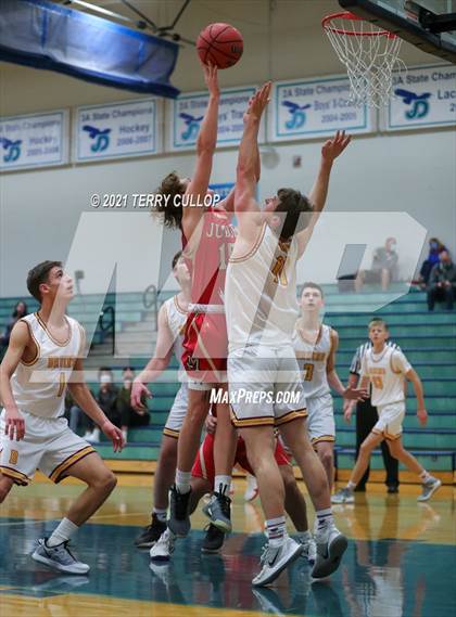 Thumbnail 3 in Judge Memorial vs. Mountain View (Eagle Holiday Shootout) photogallery.