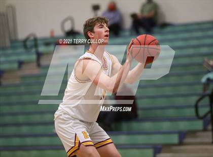 Thumbnail 3 in Judge Memorial vs. Mountain View (Eagle Holiday Shootout) photogallery.