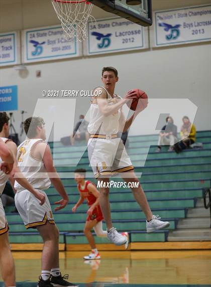 Thumbnail 1 in Judge Memorial vs. Mountain View (Eagle Holiday Shootout) photogallery.