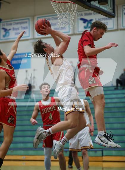 Thumbnail 1 in Judge Memorial vs. Mountain View (Eagle Holiday Shootout) photogallery.