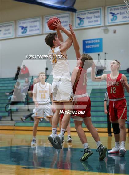 Thumbnail 1 in Judge Memorial vs. Mountain View (Eagle Holiday Shootout) photogallery.